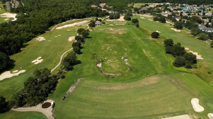 Image No.40-6 Bed Property for sale