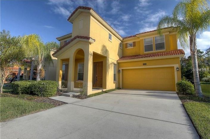 Image No.1-6 Bed Property for sale
