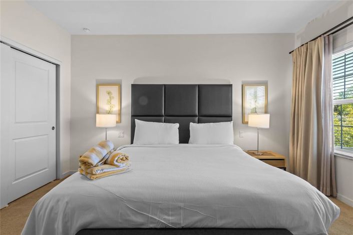 Image No.19-2 Bed Townhouse for sale