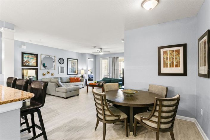 Image No.18-2 Bed Property for sale