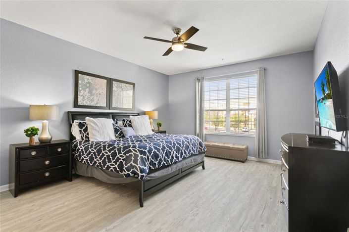 Image No.28-2 Bed Property for sale