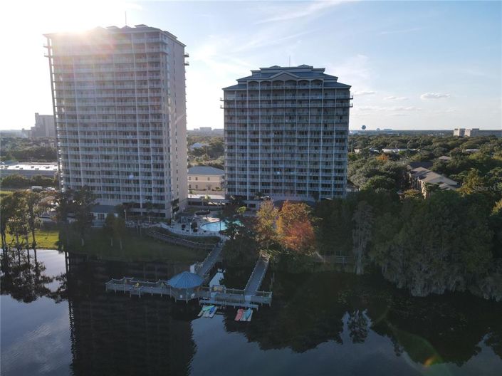 Image No.3-Propriété de 2 chambres à vendre à Orlando