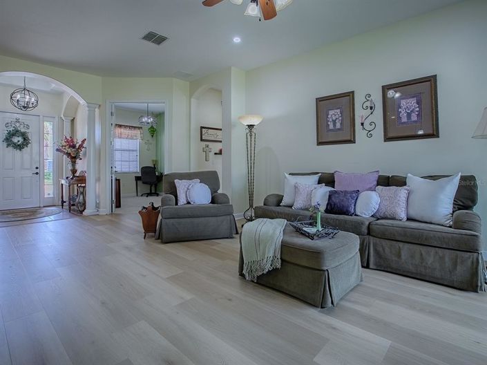 Image No.13-Propriété de 4 chambres à vendre à Davenport