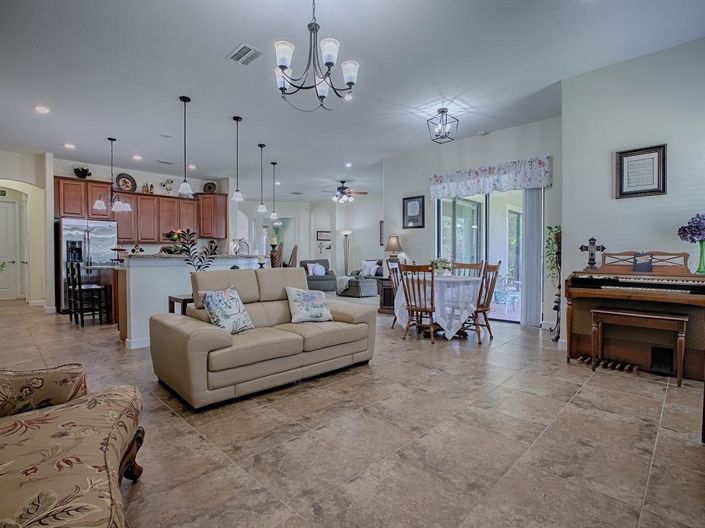 Image No.23-Propriété de 4 chambres à vendre à Davenport