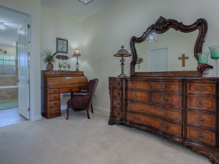 Image No.34-4 Bed Property for sale