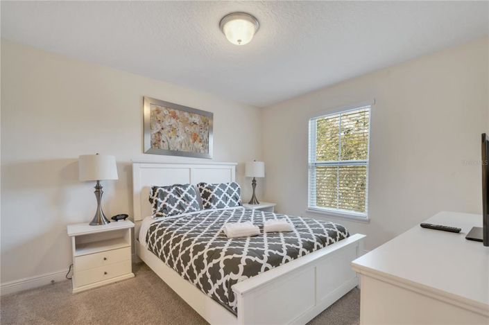 Image No.31-6 Bed Property for sale