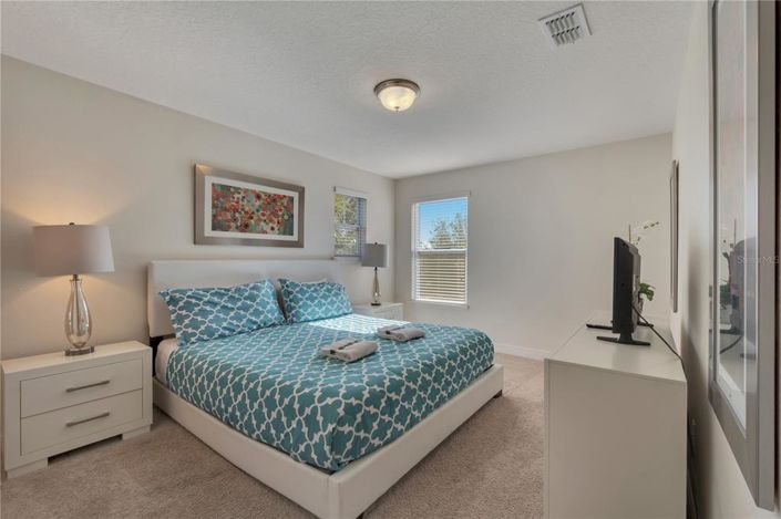 Image No.47-6 Bed Property for sale