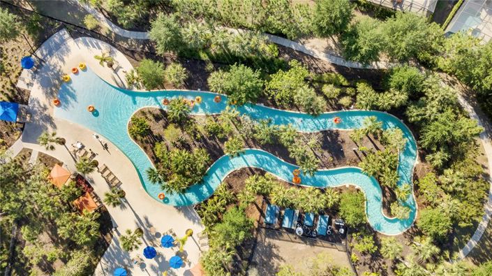 Image No.60-6 Bed Property for sale