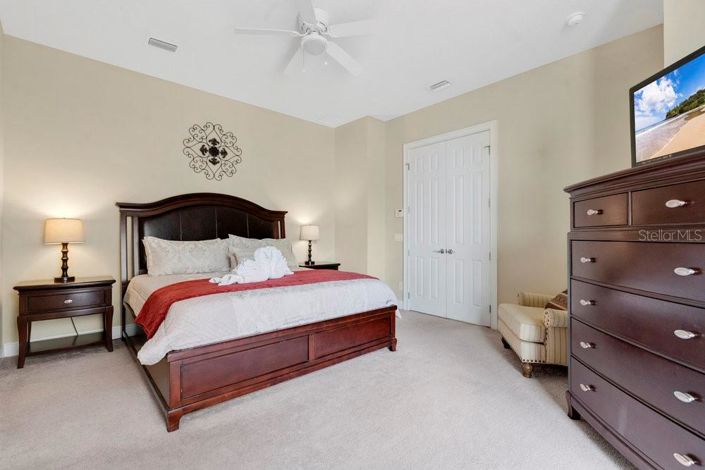 Image No.10-4 Bed Property for sale