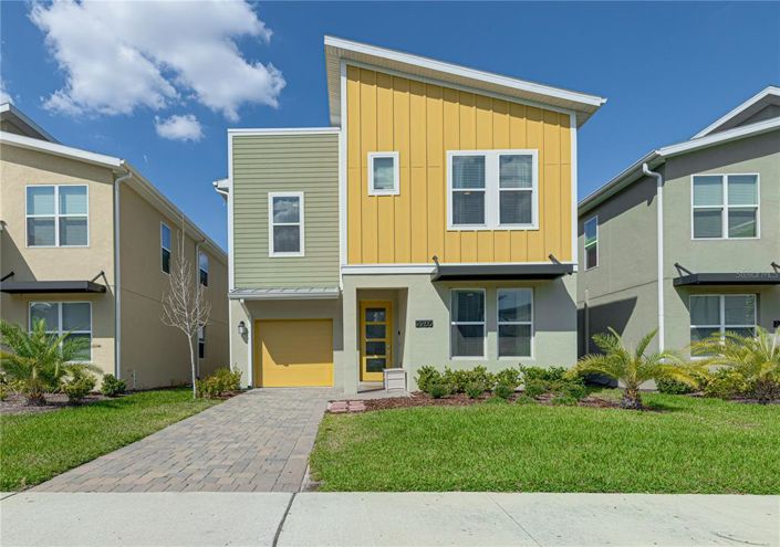 Image No.1-6 Bed Property for sale