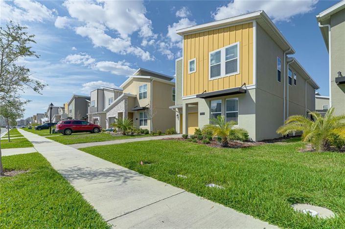 Image No.2-6 Bed Property for sale