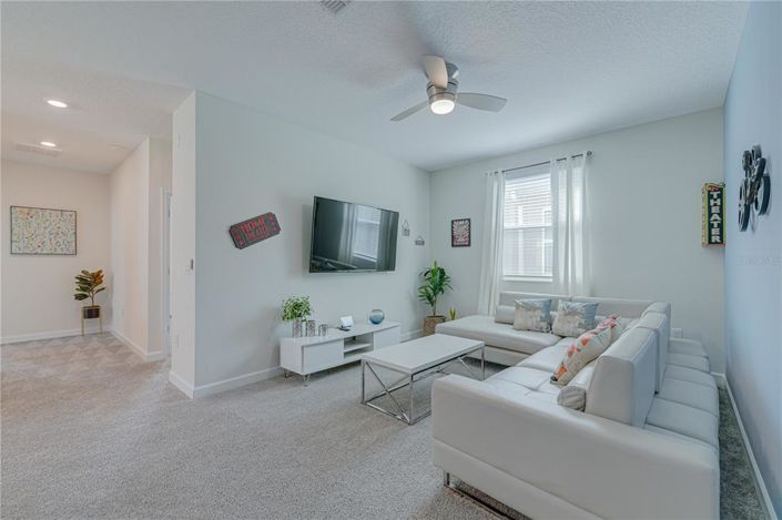 Image No.29-6 Bed Property for sale