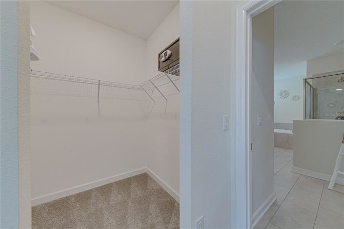 Image No.35-6 Bed Property for sale