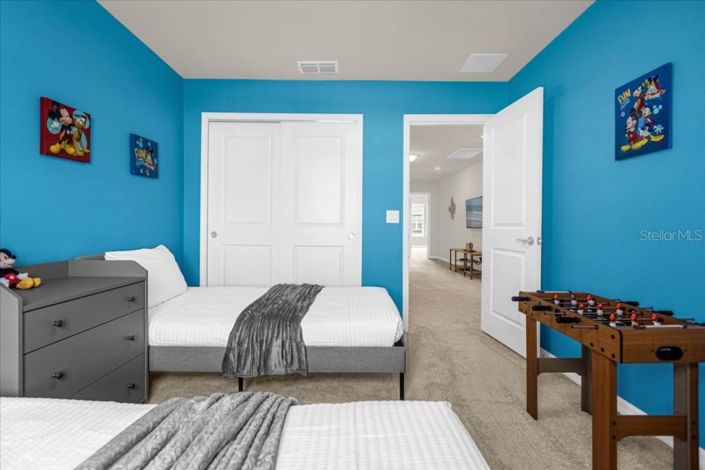 Image No.19-5 Bed Townhouse for sale