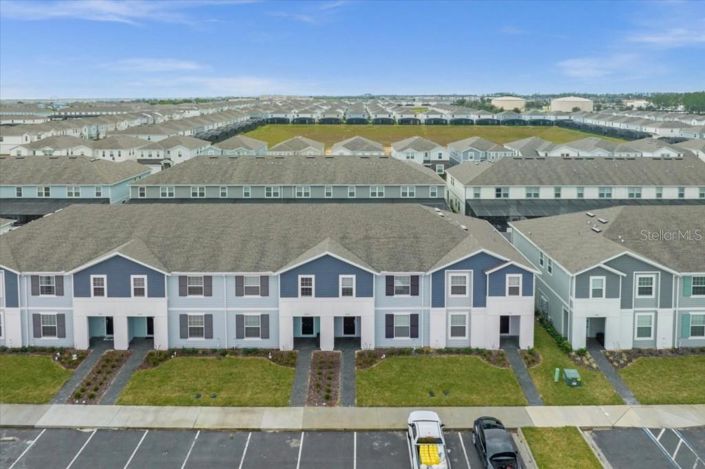 Image No.2-5 Bed Townhouse for sale