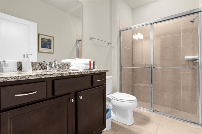 Image No.24-5 Bed Townhouse for sale