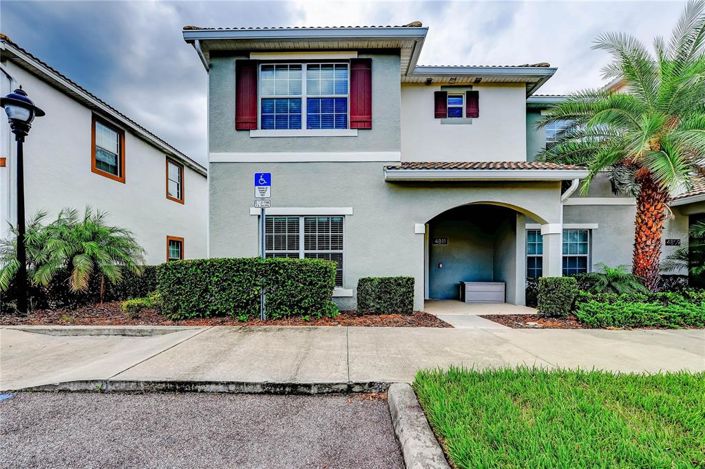 Image No.1-5 Bed Townhouse for sale