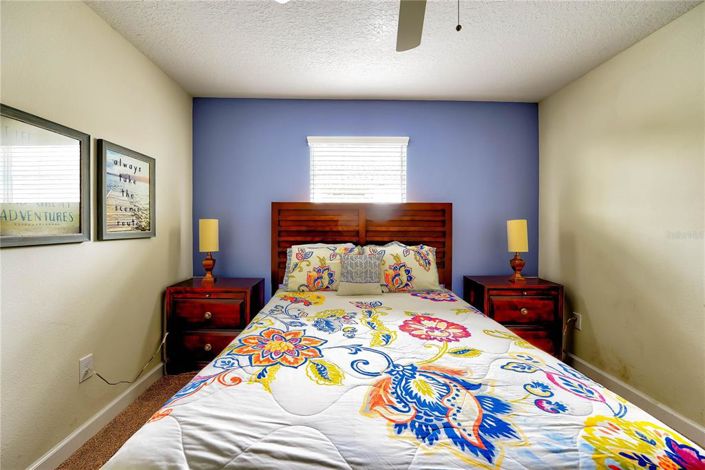 Image No.17-5 Bed Townhouse for sale