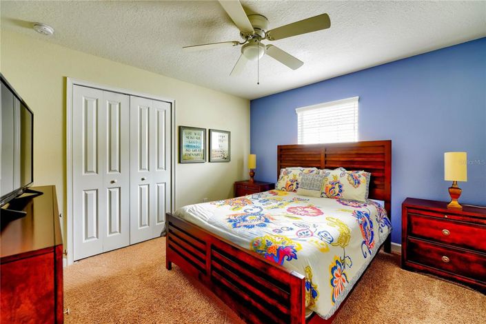 Image No.18-5 Bed Townhouse for sale