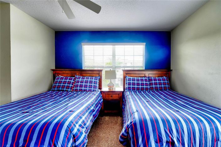 Image No.22-5 Bed Townhouse for sale