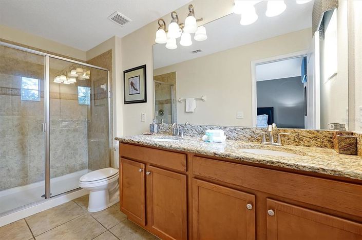 Image No.46-6 Bed Property for sale