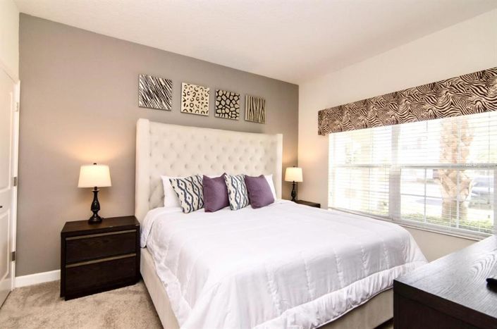 Image No.19-4 Bed Townhouse for sale