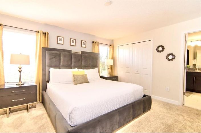 Image No.23-4 Bed Townhouse for sale