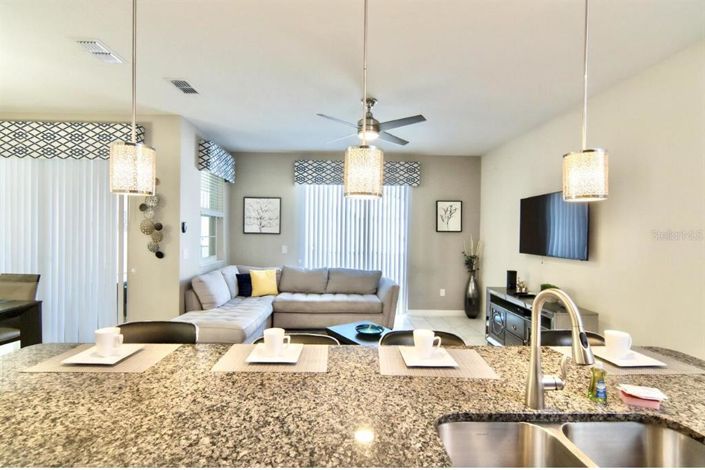 Image No.7-4 Bed Townhouse for sale