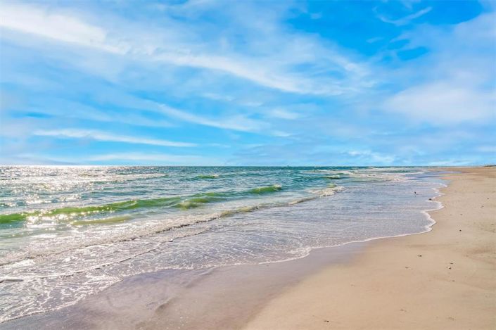 Image No.49-6 Bed Property for sale