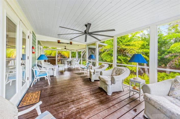 Image No.77-6 Bed Property for sale