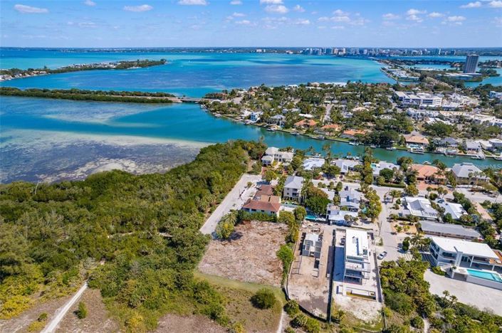 Image No.6-Propriété de 5 chambres à vendre à Sarasota