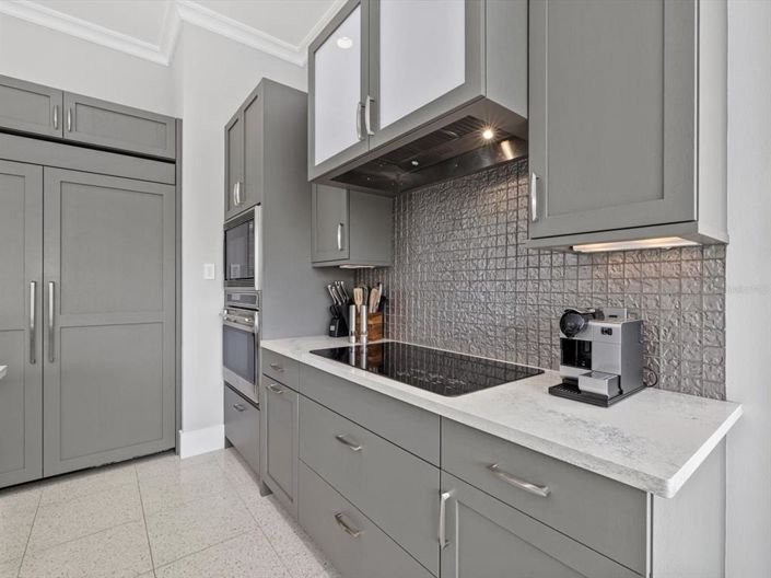 Image No.19-4 Bed Property for sale