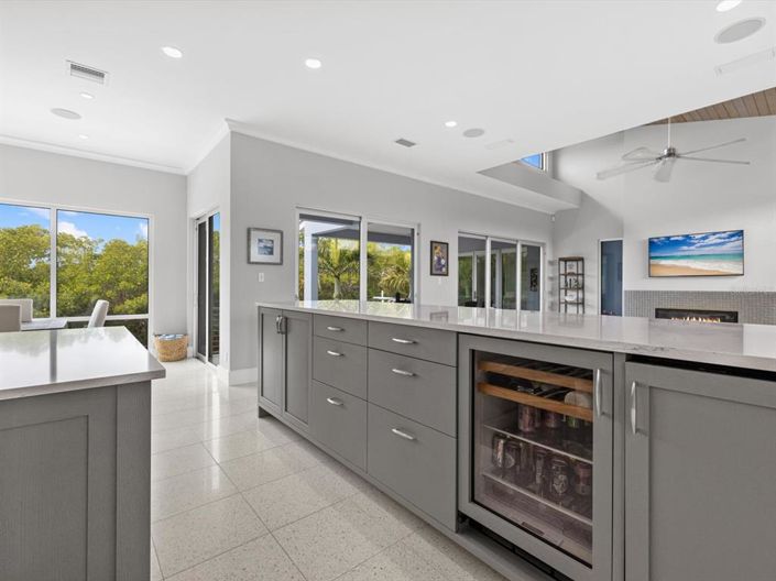 Image No.21-4 Bed Property for sale