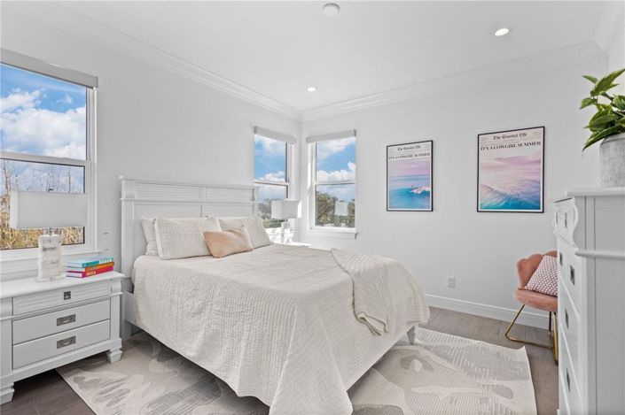 Image No.31-5 Bed Property for sale