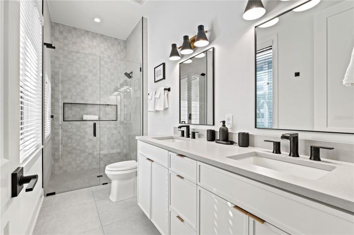 Image No.22-Propriété de 10 chambres à vendre à Sarasota