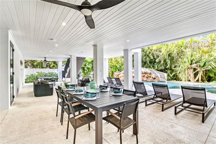 Image No.28-10 Bed Property for sale