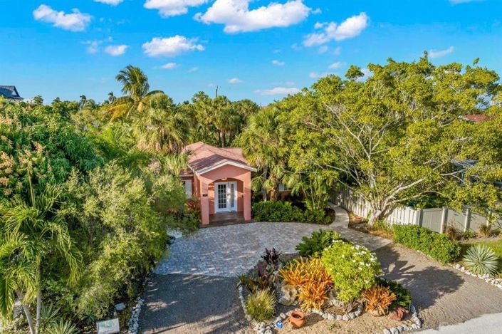Image No.1-Propriété de 2 chambres à vendre à Sarasota