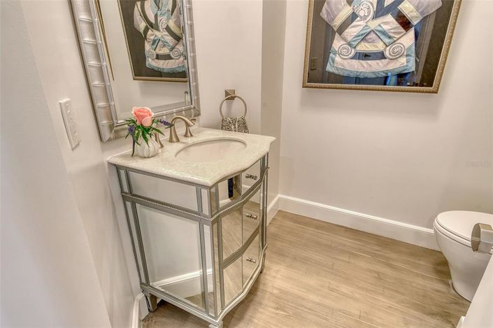 Image No.28-4 Bed Property for sale