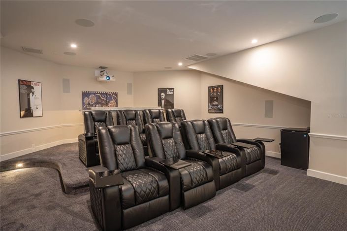 Image No.38-4 Bed Property for sale