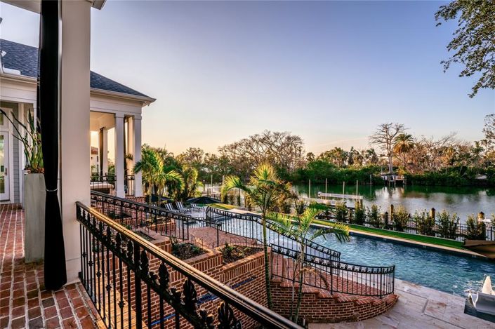 Image No.40-4 Bed Property for sale