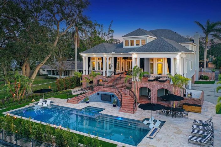 Image No.58-4 Bed Property for sale