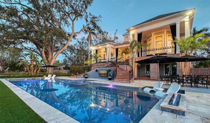 Image No.62-4 Bed Property for sale