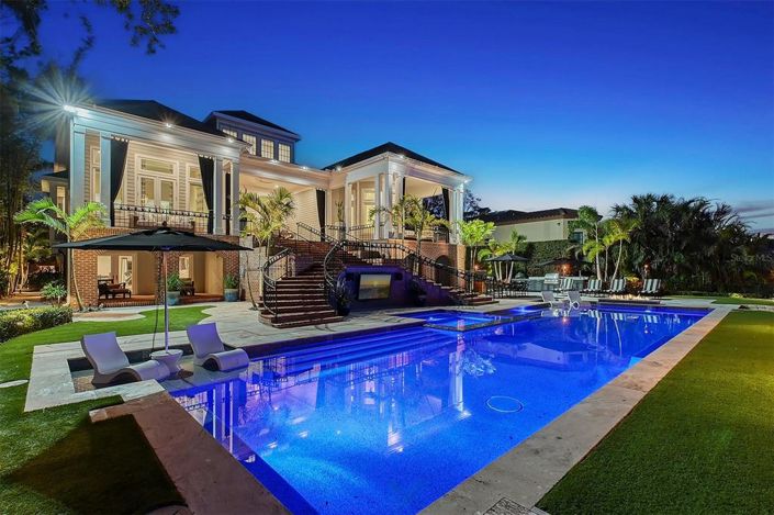 Image No.65-4 Bed Property for sale