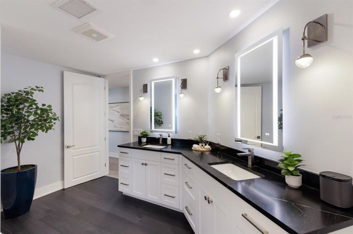 Image No.32-Propriété de 4 chambres à vendre à Sarasota