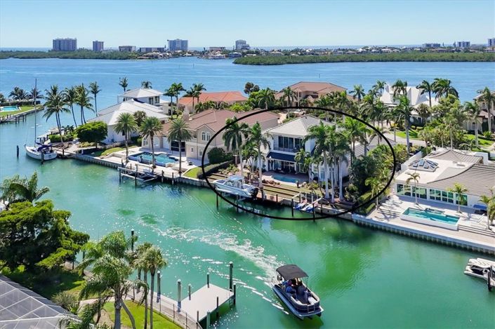 Image No.4-Propriété de 4 chambres à vendre à Sarasota