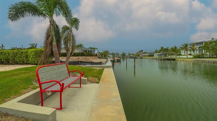 Image No.24-3 Bed Property for sale