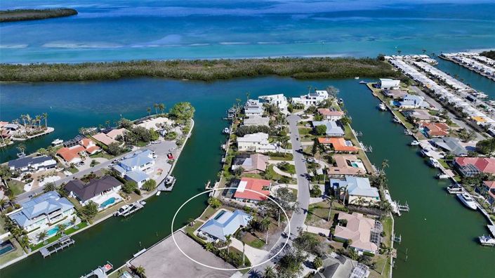 Image No.3-3 Bed Property for sale