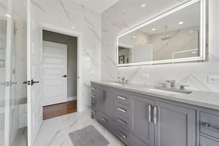 Image No.40-3 Bed Property for sale