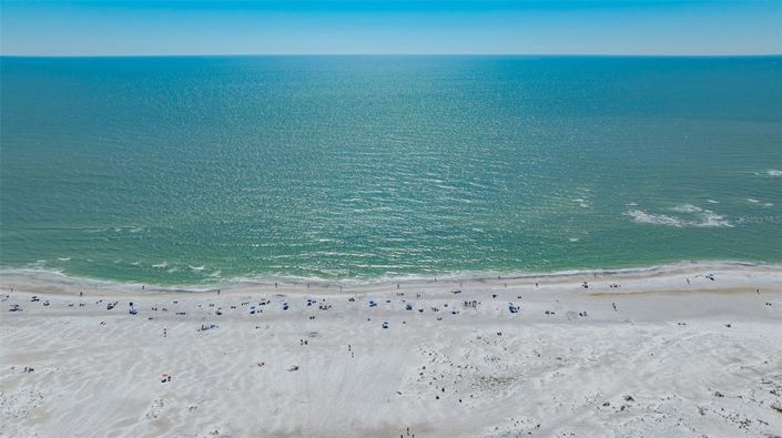 Image No.17-3 Bed Property for sale