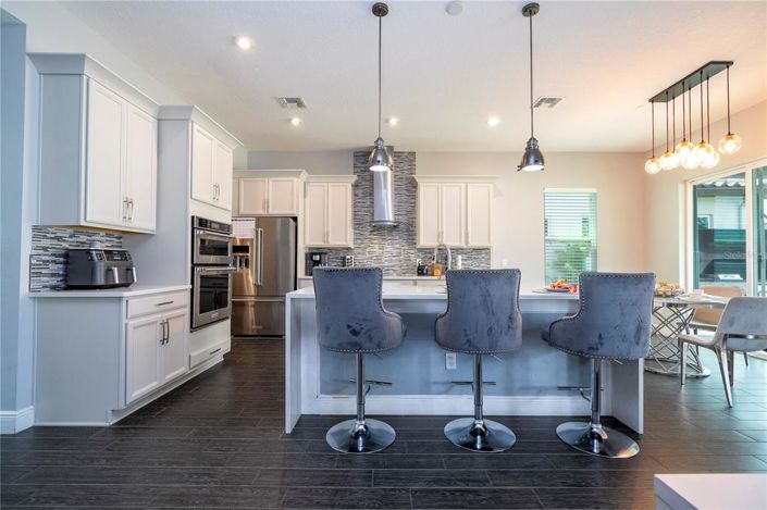 Image No.52-5 Bed Property for sale